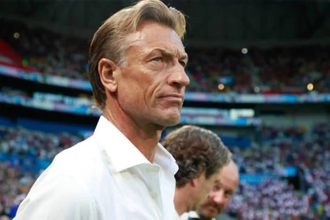 "الفارق ليس كبيرا".. رينارد يطالب هجوم المنتخب السعودي بالتحسن